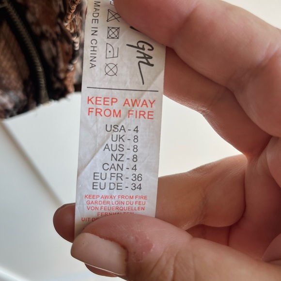 NASTY GAL brown snakeskin semi sheer tie up strap crop top - Picture 6 of 7